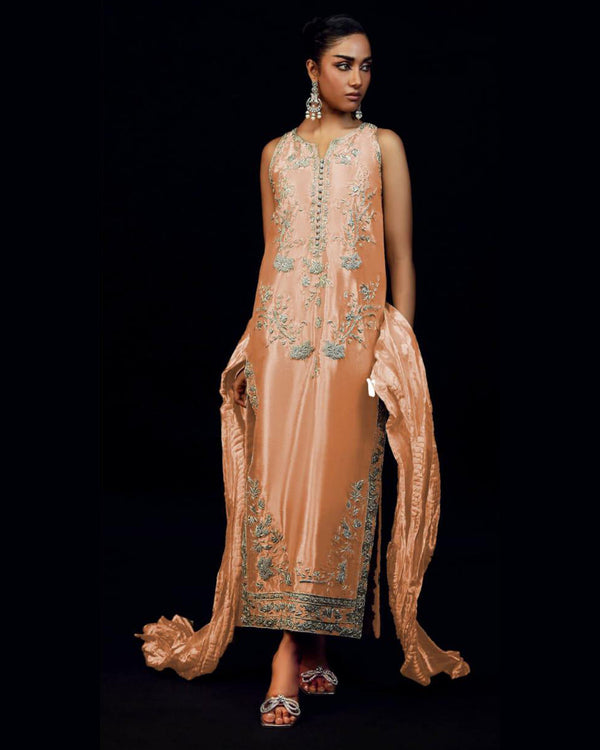 Ayesha Somaya | Ayra-17